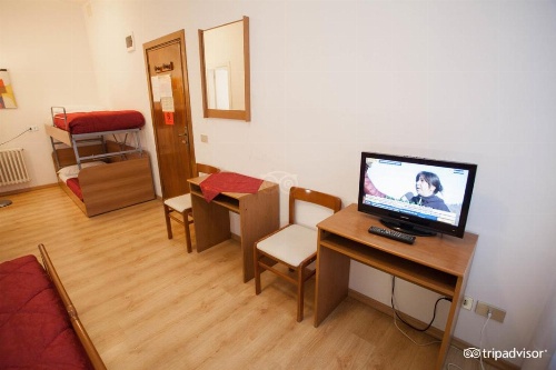 Hotel Caprera image 1